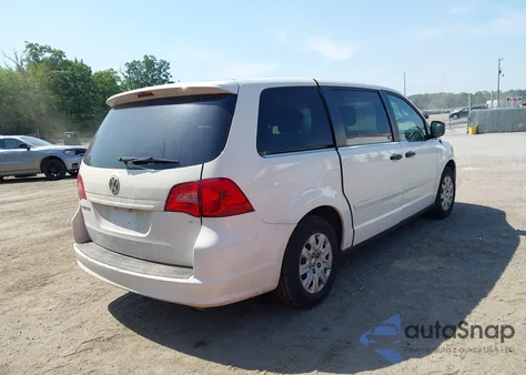 2012 Volkswagen Routan S from USA, damaged, VIN 2C4RVAAG4CR293664